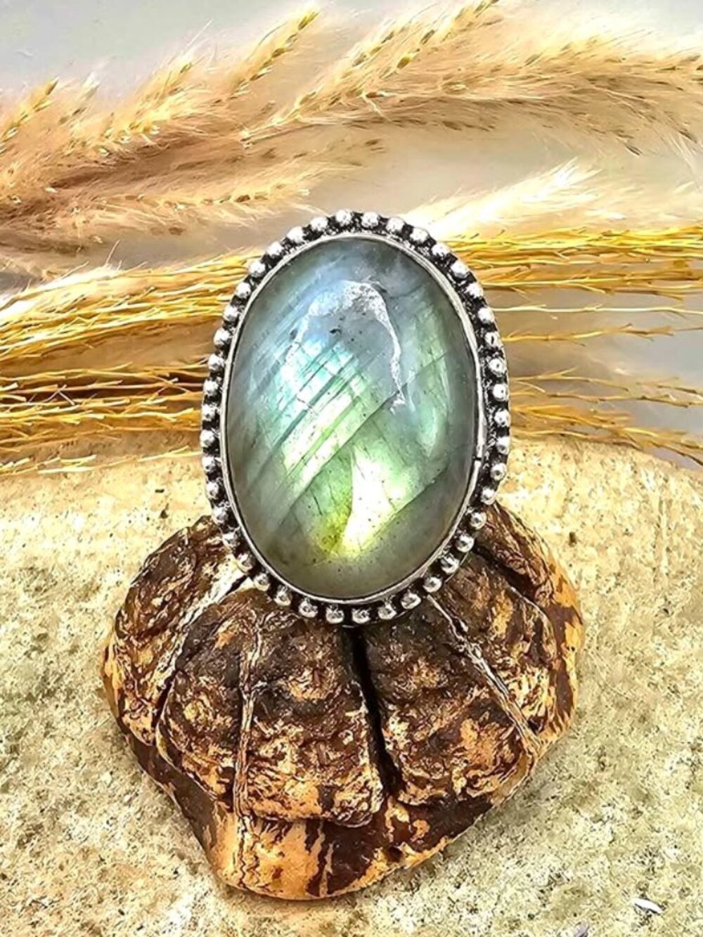 Nature Labradorite Oval Shape 925 Stamped - Size 7